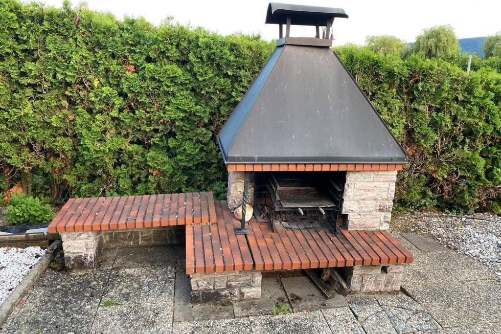 Die Seeblume - Ferienwohnung Mit Pool Und Seeblick Bodman-Ludwigshafen Esterno foto