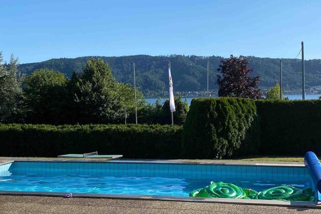Die Seeblume - Ferienwohnung Mit Pool Und Seeblick Bodman-Ludwigshafen Esterno foto